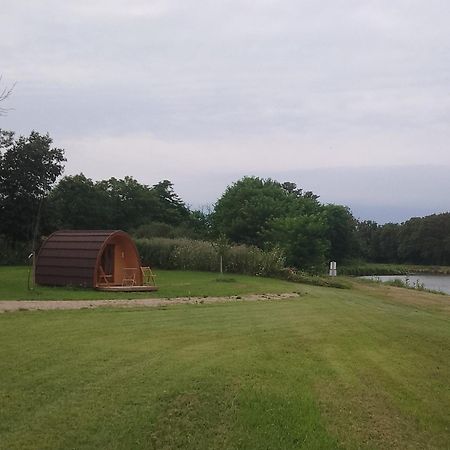 La Halte Du Canal Luthenay-Uxeloup Exterior photo